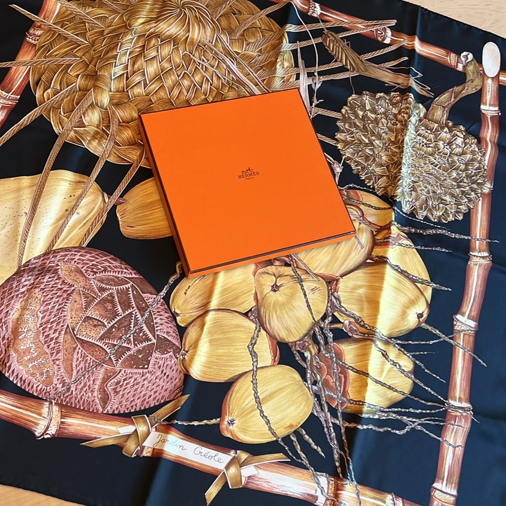 HERMES Hermes Paris Silk Scarf Jardin Creole 1994 Valerie Dawlat-Dumoulin w/Box - Picture 10 of 14